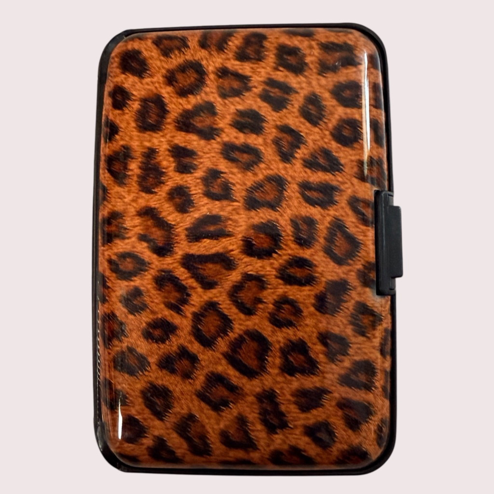 Leopard Print Hard Case Card Holder Wallet Accordion Organizer Card Caddy